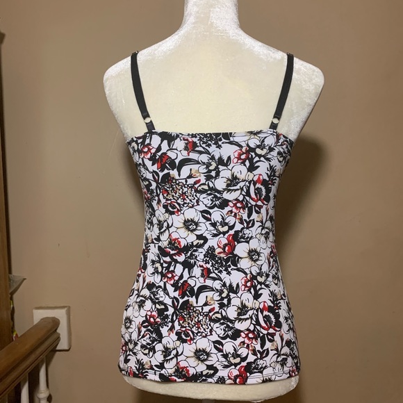 White House Black Market Top - Picture 3 of 5